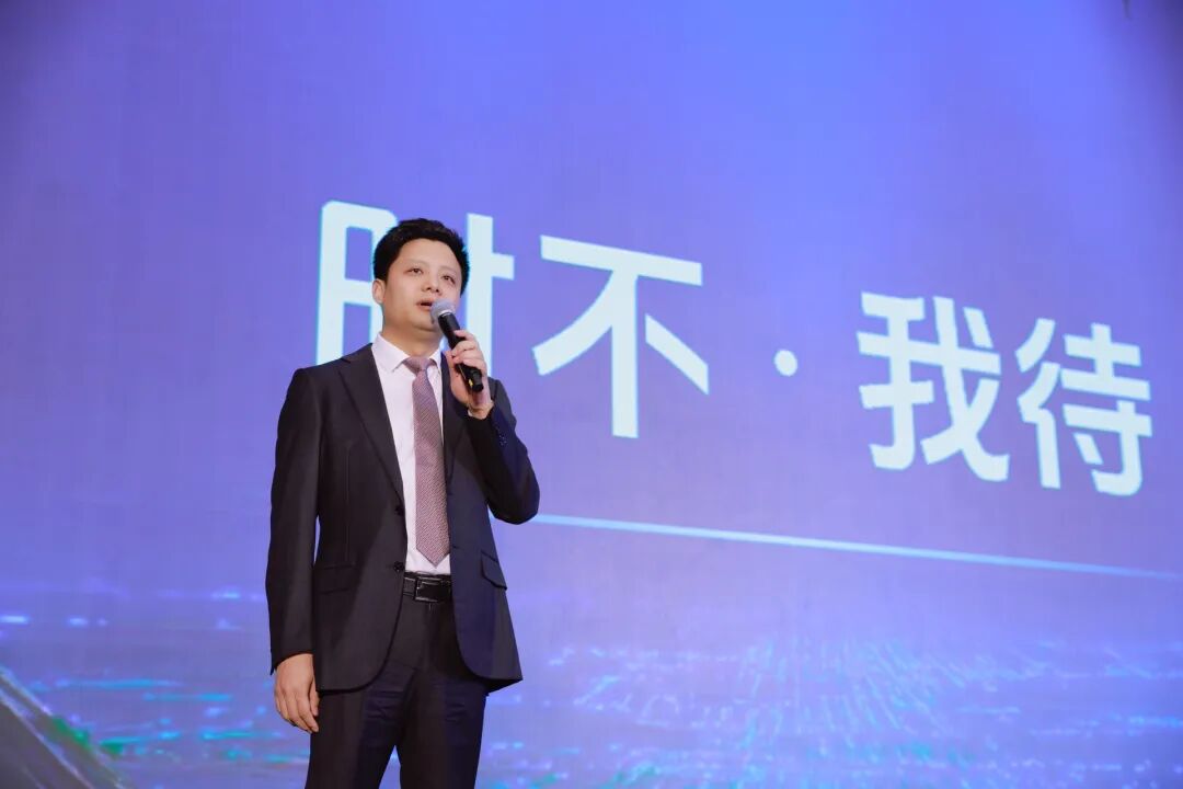 蓝信总经理李荣泉.jpg 蓝信总经理李荣泉.jpg